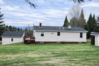 623 E Village Road, Waterford, VT 05819