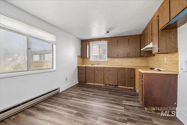 1215 13th Ave S, Nampa, ID 83651