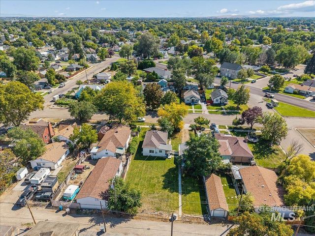 1215 13th Ave S, Nampa, ID 83651