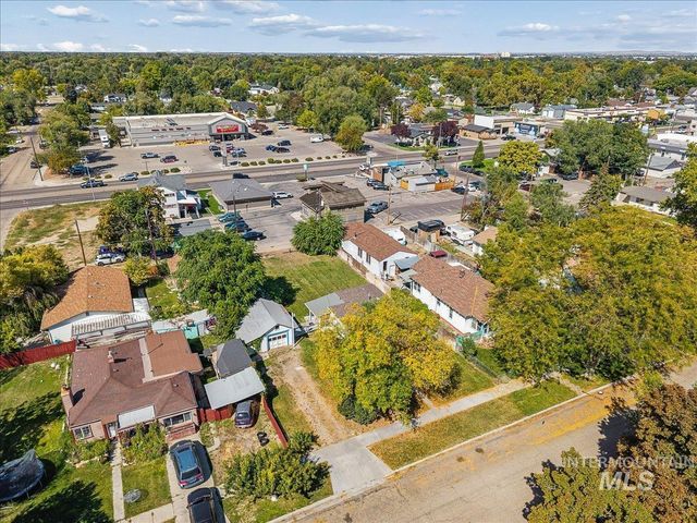 1215 13th Ave S, Nampa, ID 83651