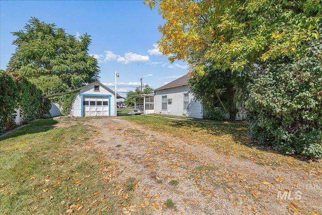 1215 13th Ave S, Nampa, ID 83651