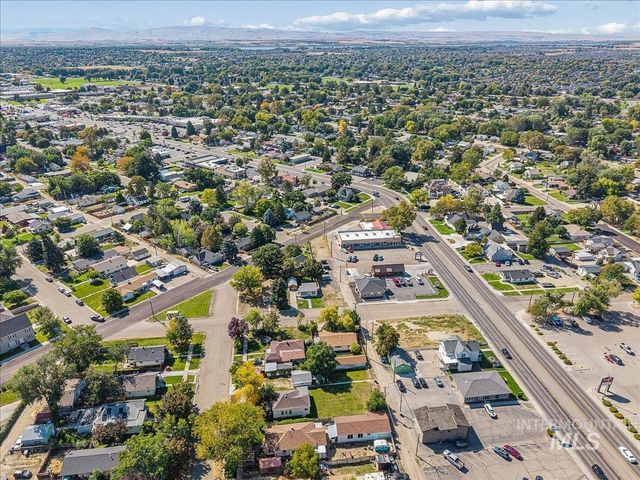 1215 13th Ave S, Nampa, ID 83651