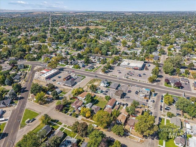 1215 13th Ave S, Nampa, ID 83651