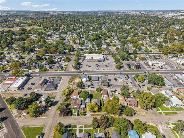 1215 13th Ave S, Nampa, ID 83651