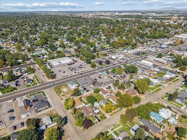 1215 13th Ave S, Nampa, ID 83651