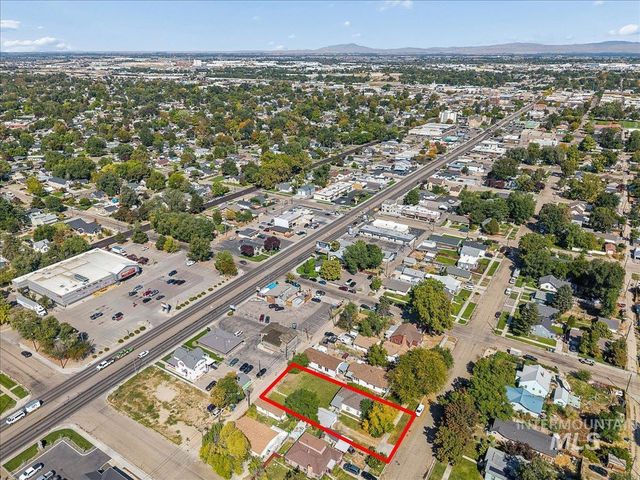 1215 13th Ave S, Nampa, ID 83651