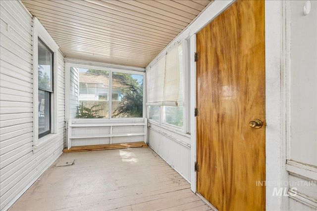 1215 13th Ave S, Nampa, ID 83651