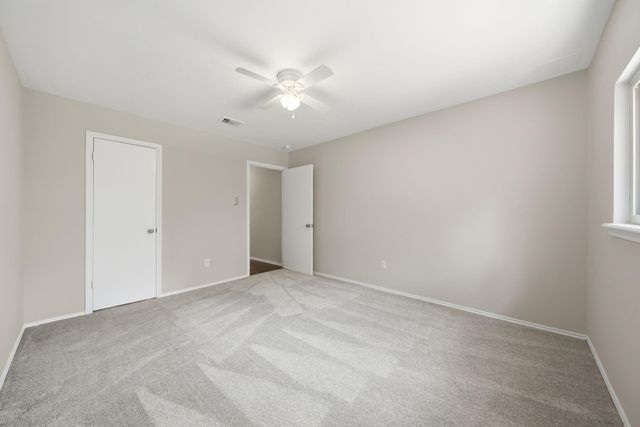 99 Summer Crest Circle, The Woodlands, TX 77381