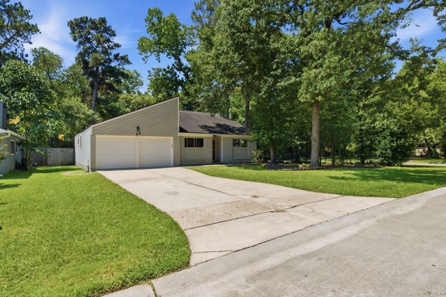 99 Summer Crest Circle, The Woodlands, TX 77381