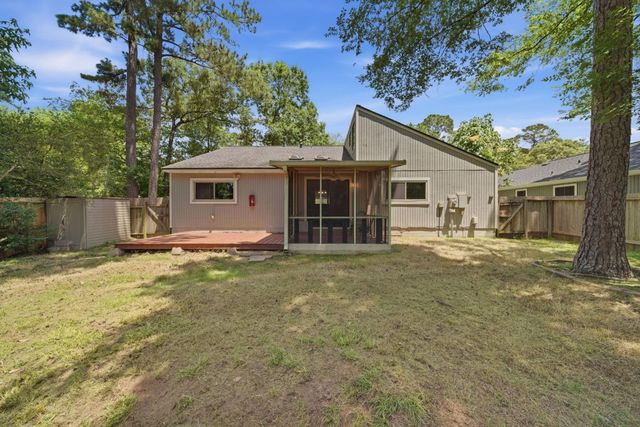 99 Summer Crest Circle, The Woodlands, TX 77381