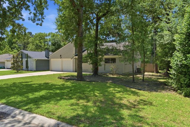 99 Summer Crest Circle, The Woodlands, TX 77381