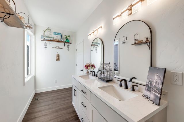 1057 E Harrison Avenue, Fruita, CO 81521