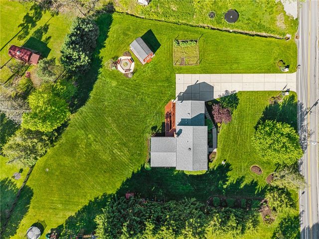 4216 Clendenning Rd, Richland, PA 15044