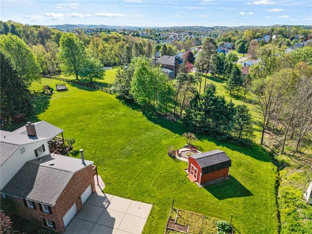 4216 Clendenning Rd, Richland, PA 15044