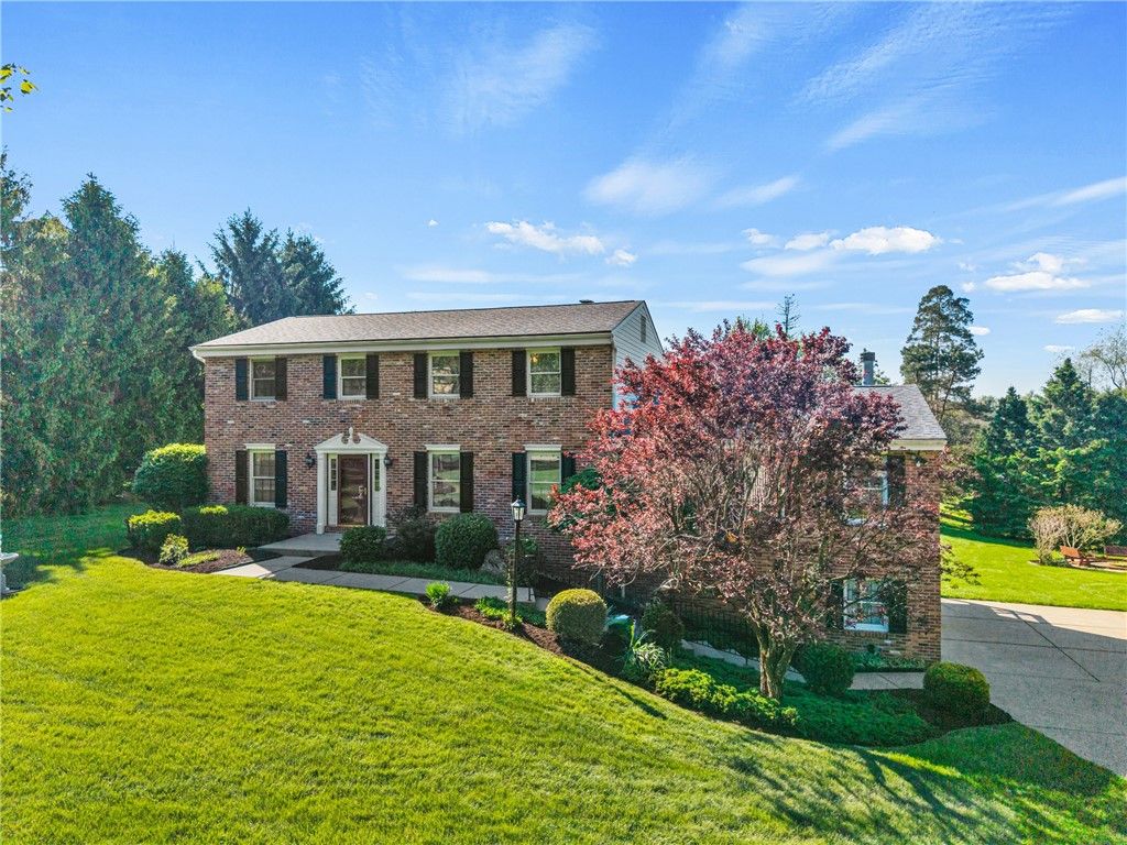 4216 Clendenning Rd, Richland, PA 15044