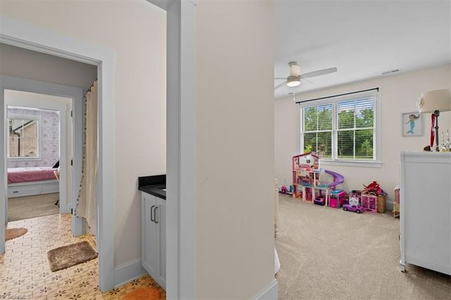 5691 Timber Trace Way, Oak Ridge, NC 27310