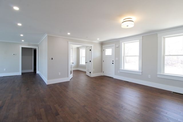 252 Pine St, Rehoboth, MA 02769