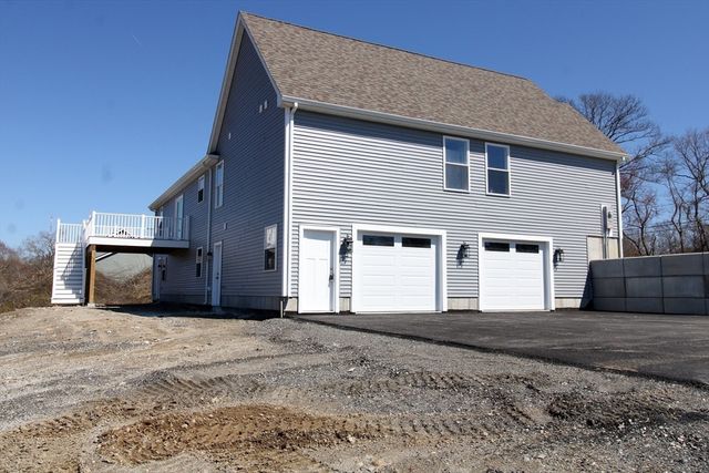 252 Pine St, Rehoboth, MA 02769