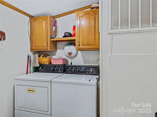 155 Maple Ridge Road, Candler, NC 28715