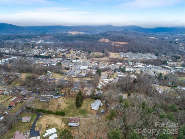 155 Maple Ridge Road, Candler, NC 28715