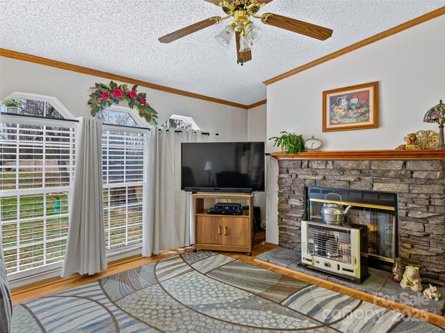 155 Maple Ridge Road, Candler, NC 28715