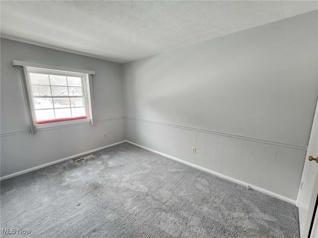 6960 Carriage Hill Drive, Brecksville, OH 44141