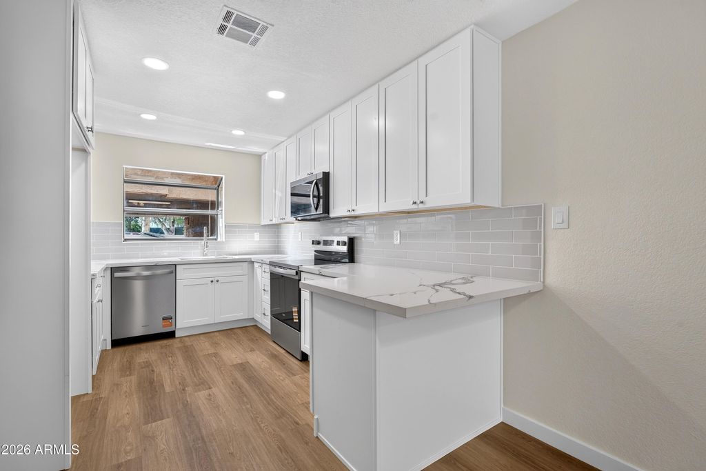 6550 N 47TH Avenue 129, Glendale, AZ 85301 — photo 3