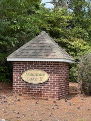 139 Mountain Lake Drive, Piedmont, SC 29673
