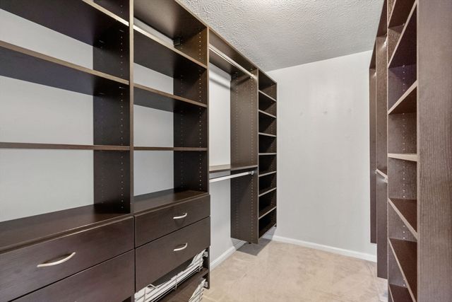 7 Conant Rd 33, Winchester, MA 01890