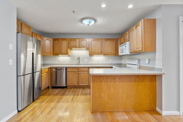 7 Conant Rd 33, Winchester, MA 01890