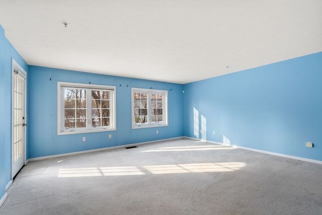 7 Conant Rd 33, Winchester, MA 01890