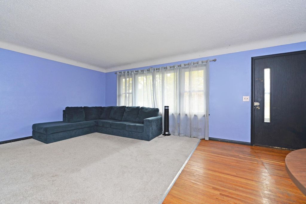 215 Maple Street, Saint Paul, MN 55106 — photo 5