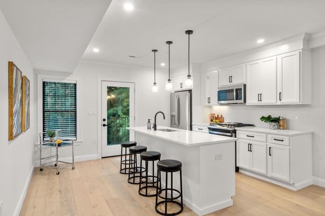 32 Perthshire Road 32, Boston, MA 02135