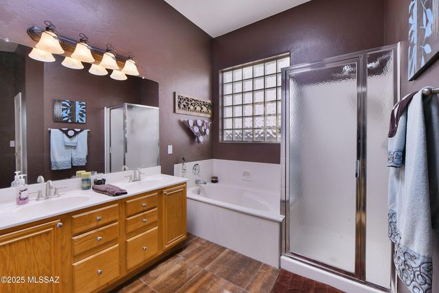 11979 N Labyrinth Drive, Oro Valley, AZ 85737