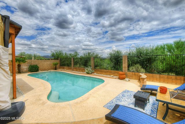 11979 N Labyrinth Drive, Oro Valley, AZ 85737