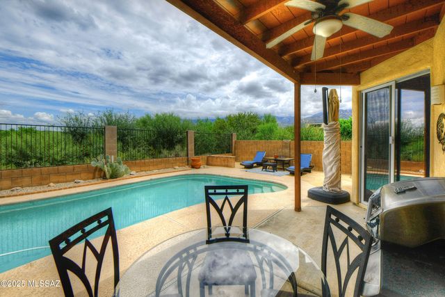 11979 N Labyrinth Drive, Oro Valley, AZ 85737