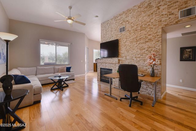 11979 N Labyrinth Drive, Oro Valley, AZ 85737