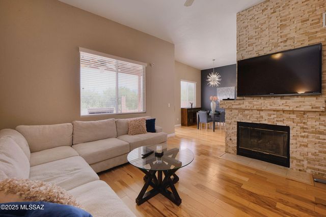 11979 N Labyrinth Drive, Oro Valley, AZ 85737