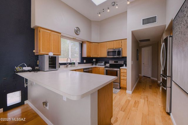 11979 N Labyrinth Drive, Oro Valley, AZ 85737