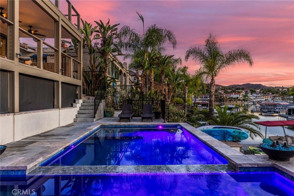 30205 White Wake, Canyon Lake, CA 92587 — exterior