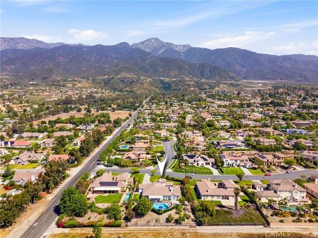 10125 Waterford, Rancho Cucamonga, CA 91737