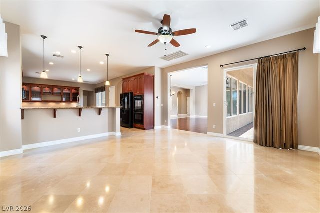 7828 Galloping Hills Street, Las Vegas, NV 89113