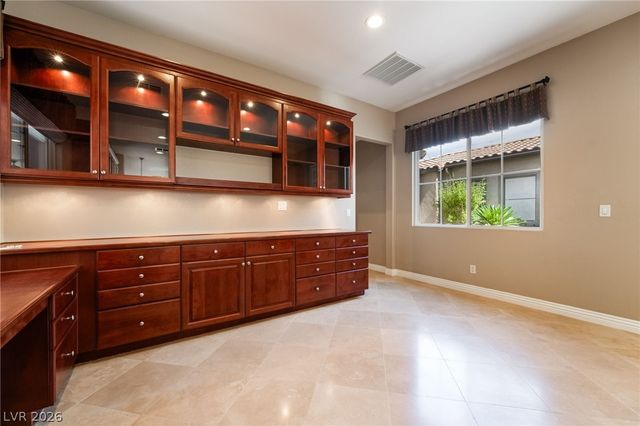 7828 Galloping Hills Street, Las Vegas, NV 89113