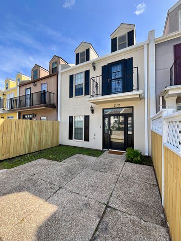 212 Rue D'iberville, Houma, LA 70360