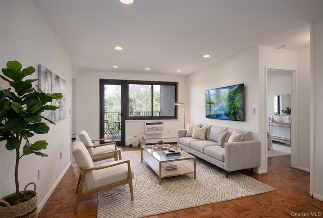 100 E Hartsdale Avenue 4DW, Hartsdale, NY 10530