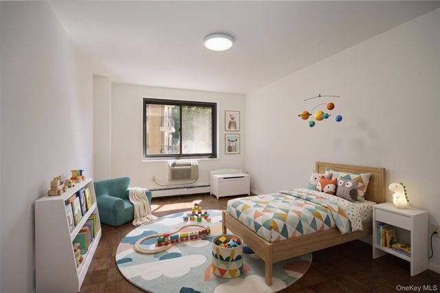 100 E Hartsdale Avenue 4DW, Hartsdale, NY 10530