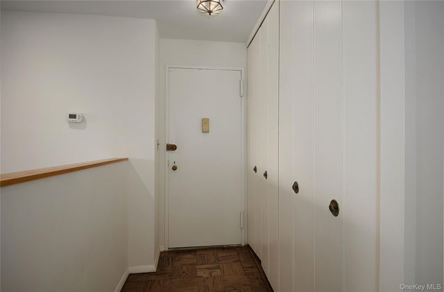100 E Hartsdale Avenue 4DW, Hartsdale, NY 10530