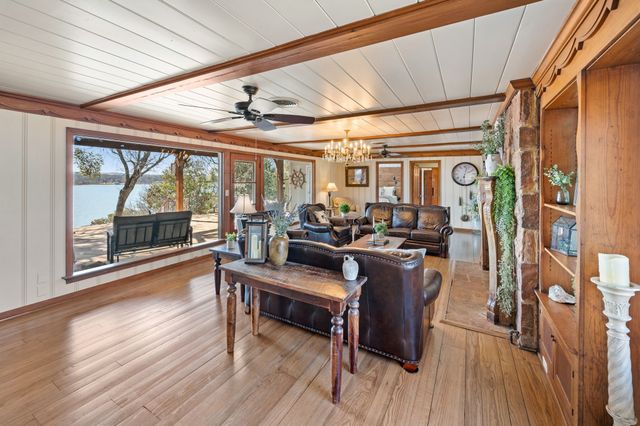 8121 Cahoba Drive, Fort Worth, TX 76135