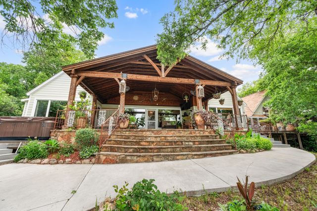 8121 Cahoba Drive, Fort Worth, TX 76135