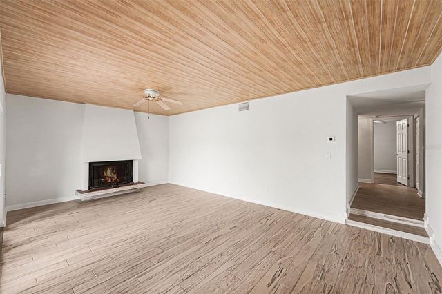 546 PLAZA SEVILLE COURT 85, Treasure Island, FL 33706